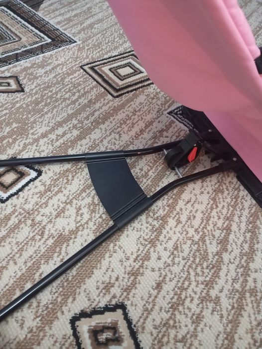 Продам детский шезлонги