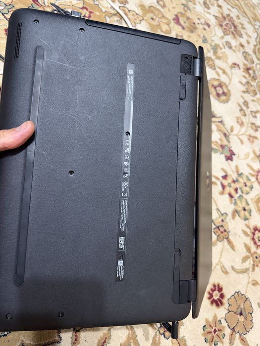 Ноутбук HP в хорошем состояний