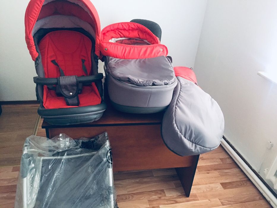 Продам коляску 3 в 1 tako