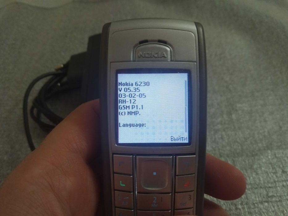 Продам Nokia 6230