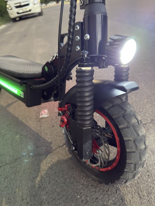 Продам электросамокат kugoo max speed 2023