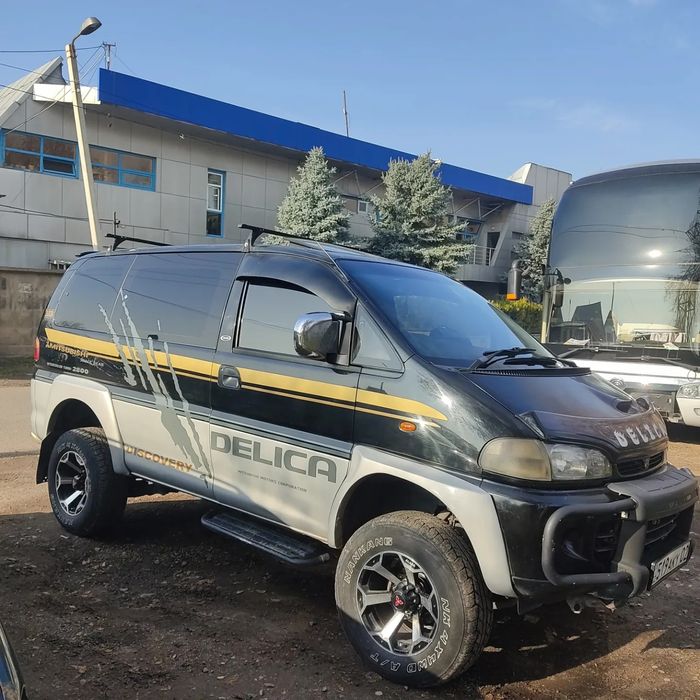 Продам Митсубиси делику булку