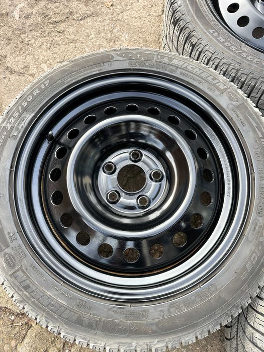 4бр. OEM железни джанти 17" 5x114.3 - Honda