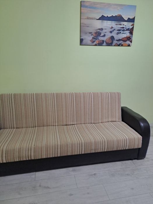 Închiriez apartament cu o camera