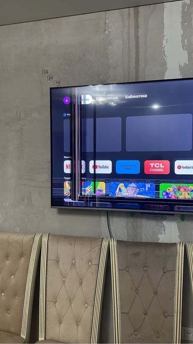 Продам на запчасти телевизор TCL диагональ 65 , 2022 году покупали