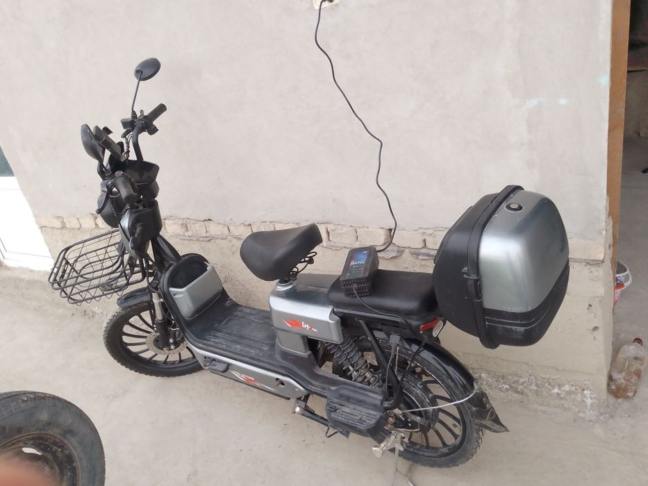 Elektron skuter sotiladi