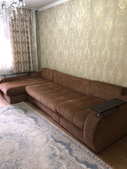 Угловой диван робот