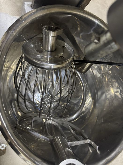 Промышленный миксер , Тестомес