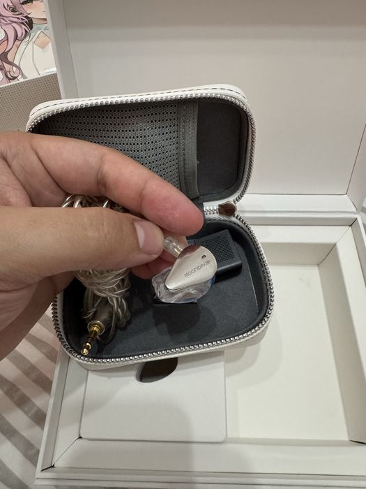 Продам IEM-наушники Moondrop Blessing 3