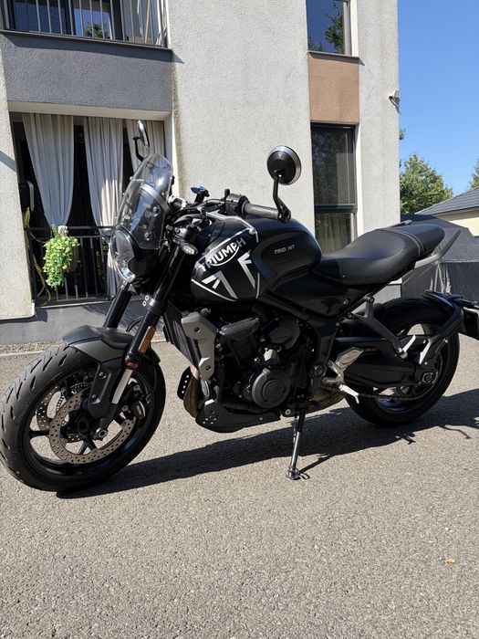 Triumph Trident 660 model 2024, 4800 km, impecabilă