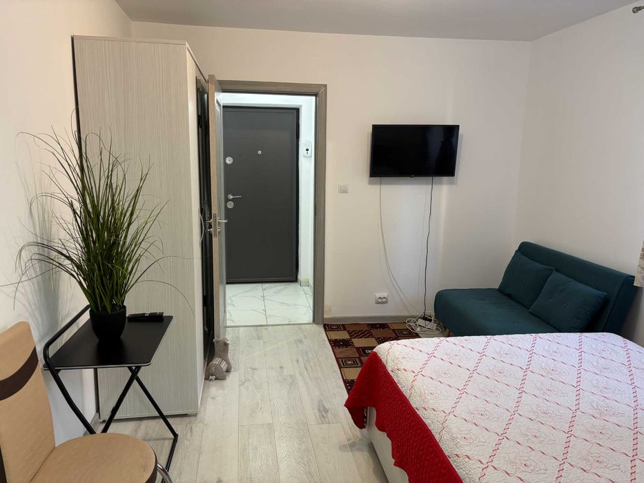 Ofer spre inchiriere doua apartamente in Radauti