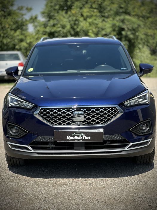 Затъмняване на автостъкла пастиране на фарове и облепяне на детайли