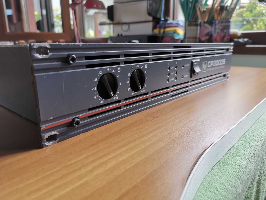 Amplificator/Putere Electro-Voice CP3000S/Dynacord LX2200 2x1100 Watt