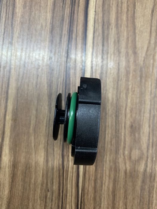 Nissan Pathfinder R51 крышка бачка гура