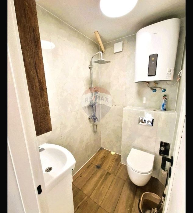 Дава се под наем Двустаен апартамент в Варна, Левски - 70 кв.м за 528.36 € - Снимка #6