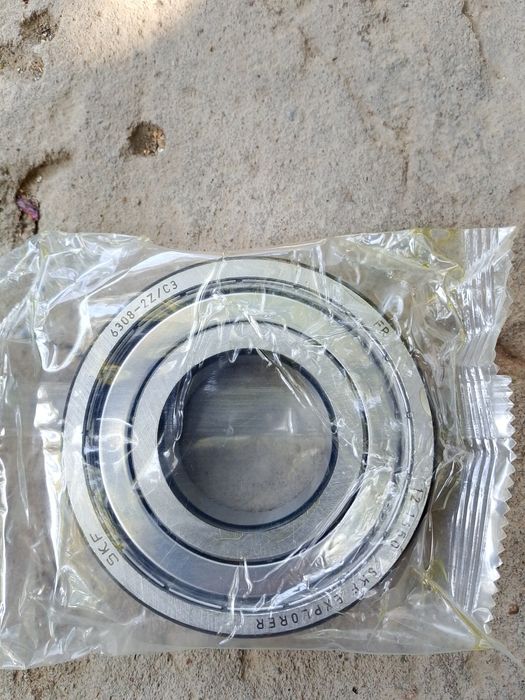 Подшипники продам.