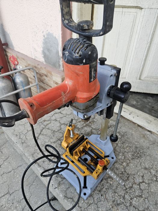 bormasina cu stativ gaurire