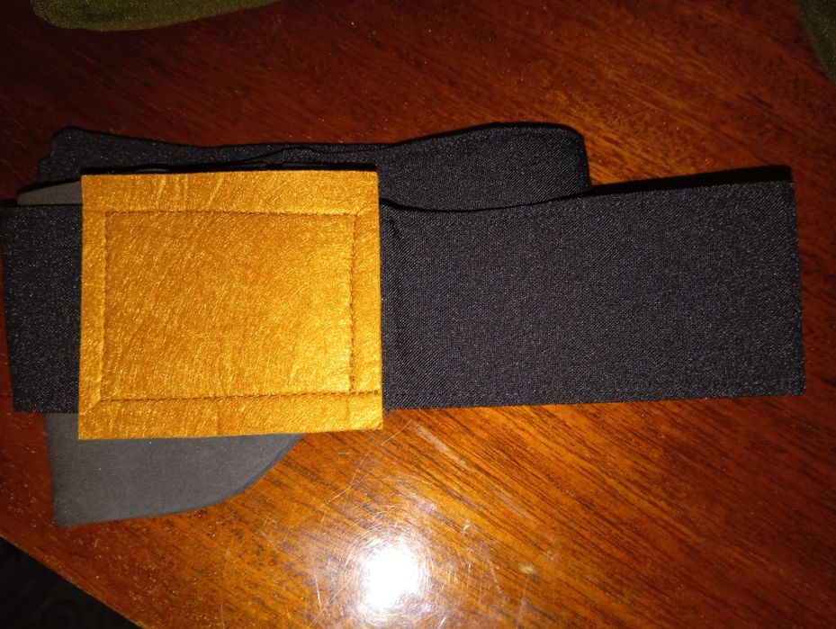 Продам рубашку и беретку