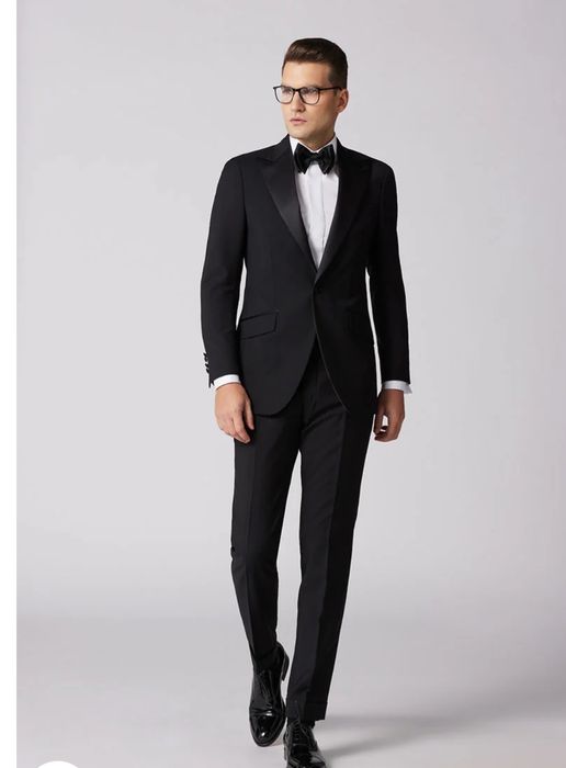 Costum ceremonie Alberto Dobre