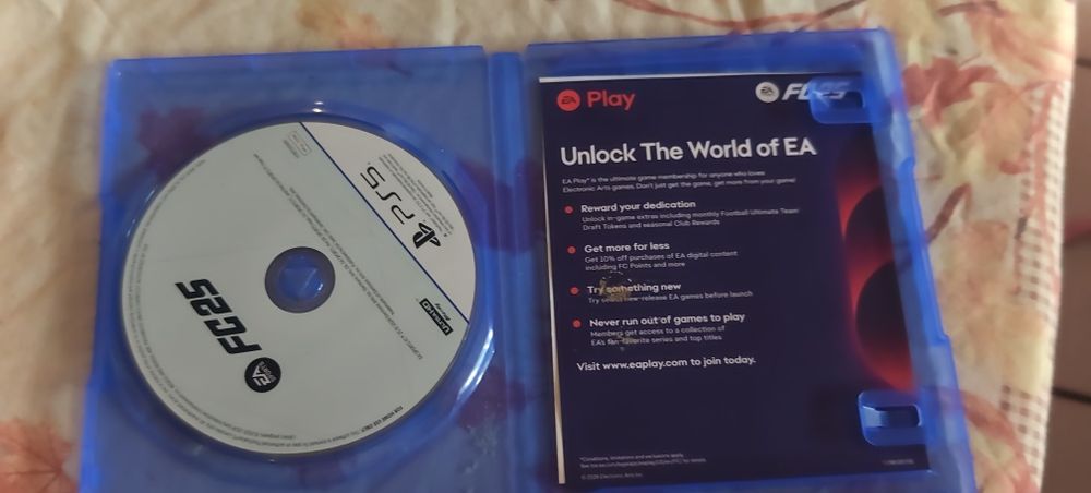 Продавам Fc25 за PS5