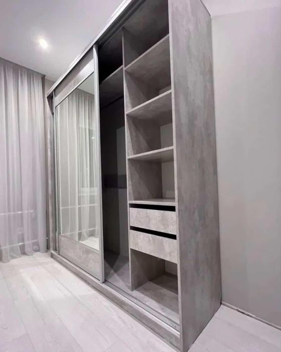 Шкаф купе  как новый