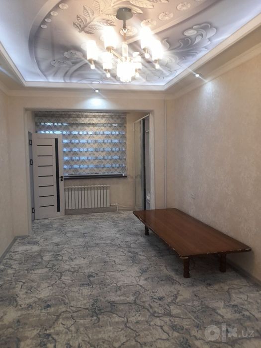 Юнусабад 13 квартал. Продается квартира 2/2/4