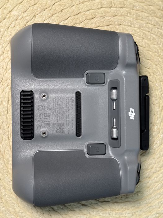 Продавам дрон DJI Flip Fly More Combo