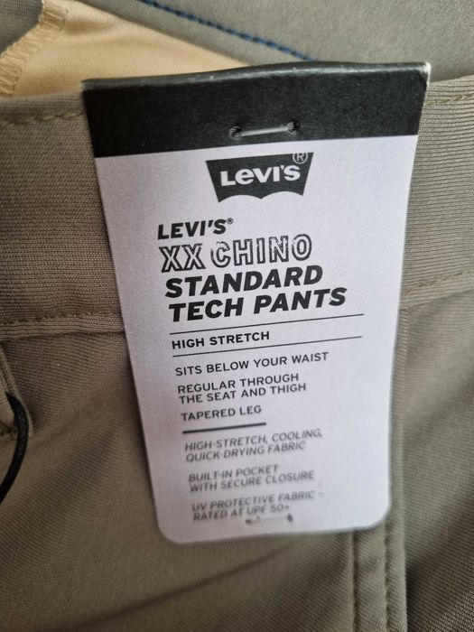Мъжки панталон Levi's Chino Standard Tech, размер 34х34