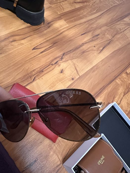 слънчеви очила Guess