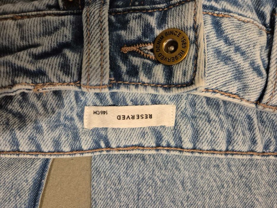 Pantaloni reserved, marimea 146