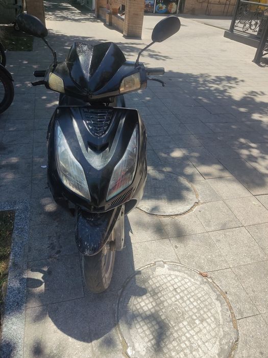 Skutir benzin Samarqand 150 kb