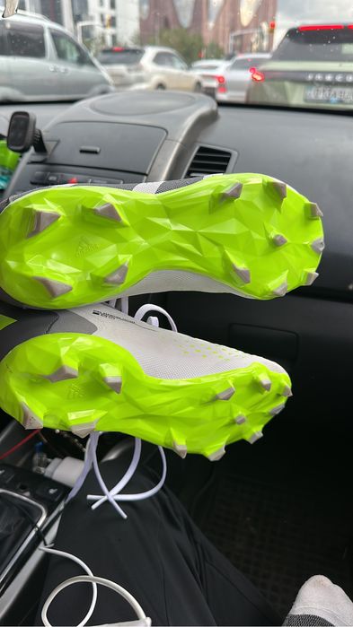 Бутсы Adidas Predator оригинал