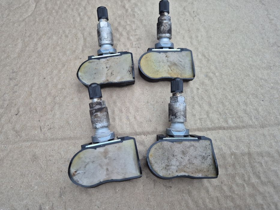 4бр. TPMS Опел сензори датчици налягане вентили Opel insignia Astra