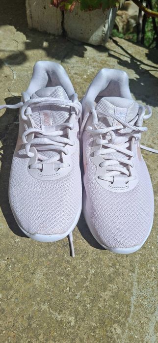 Дамски маратонки Nike revolution 6