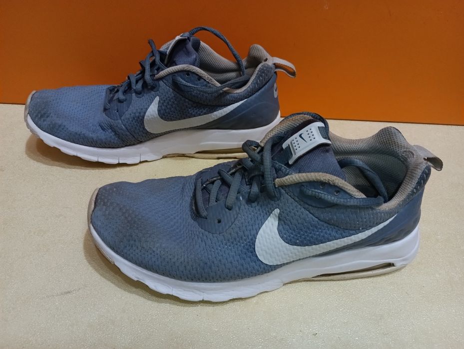 Nike Air Motion N 40 - 25 лв