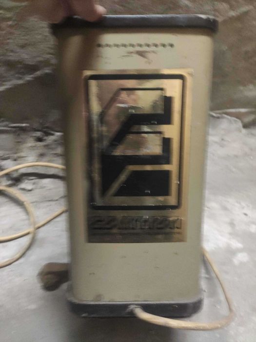 Професионална работеща кафемелачна 220V българско производство Плевен