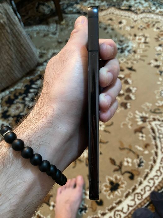 Продам Samsung s22