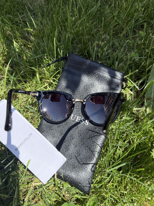Очки солнцезащитные Guess