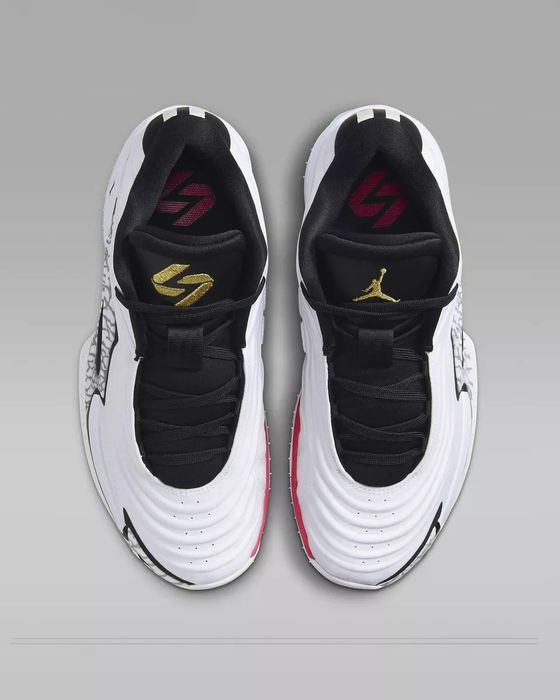 Маратонки Найк Лука 3