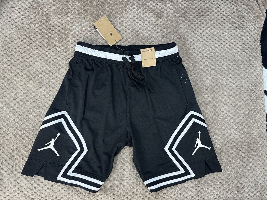Pantaloni scurti Jordan Diamond - modele diferite
