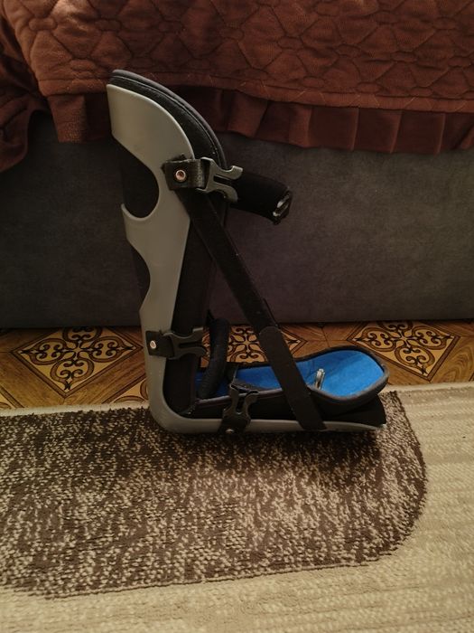 Продам ортез голеностопа