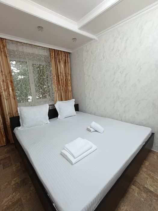 Сдам посуточно 2кв район клиника Еркемед, айгерим Доверие