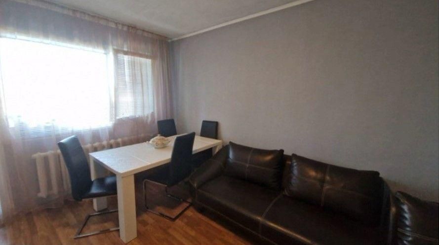 Дава се под наем Двустаен апартамент в София, Бъкстон - 55 кв.м за 648.21 € - Снимка #1