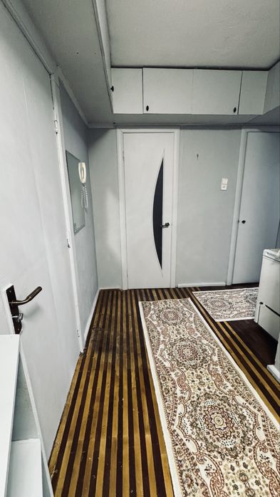 Продам 2-хкомн кв р-н Автопарк