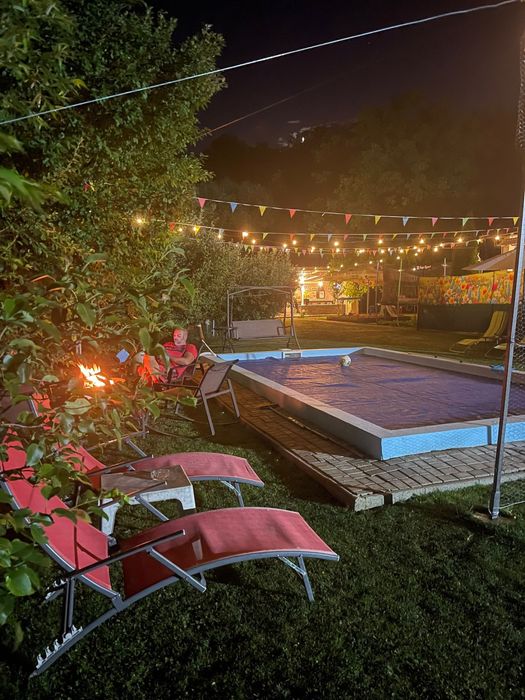 Casa cu 18 ari si afacere inclusa