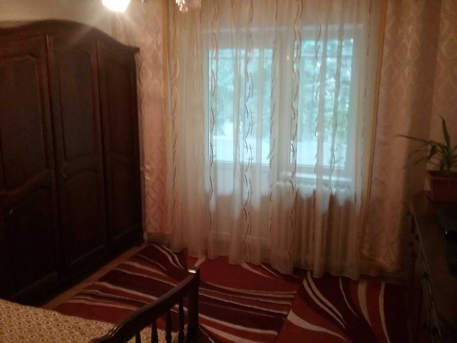 4 camere, etaj 1, 77 mp, zona centrala, Titulescu - ideal pentru familie sau investitie