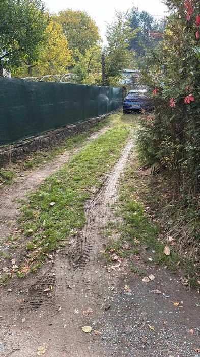 Продава се уютна къща на 25 км от София, в зеленина и спокойствие