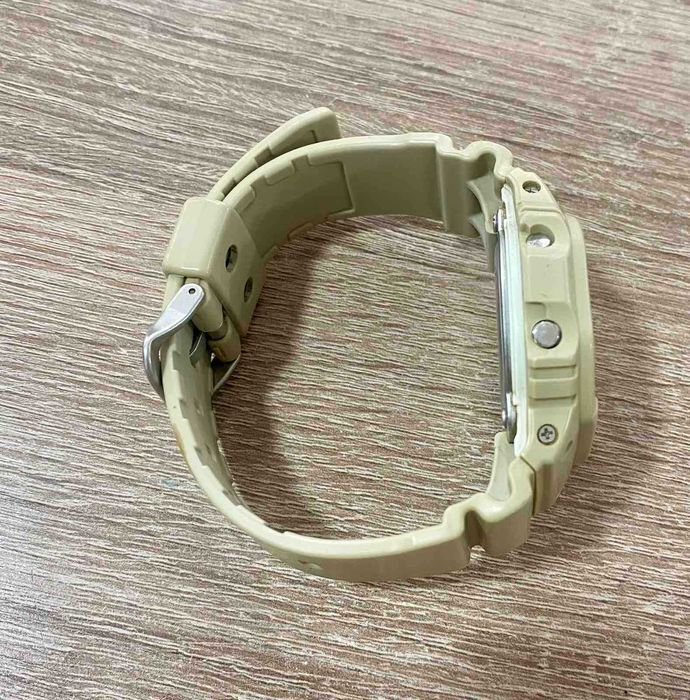 Часовник Casio G-SHOCK DW-5600