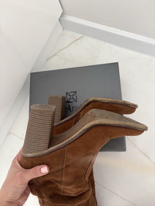 Кафяви ботуши над коляното велур