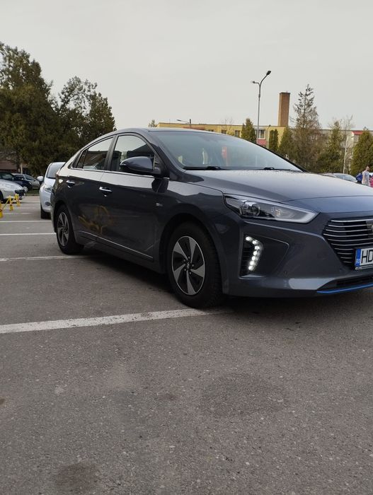 Vând Hyundai Ioniq